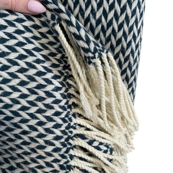 West Elm - Two Tone Green Knit Throw - 44 X 56" - Picture 3 of 4